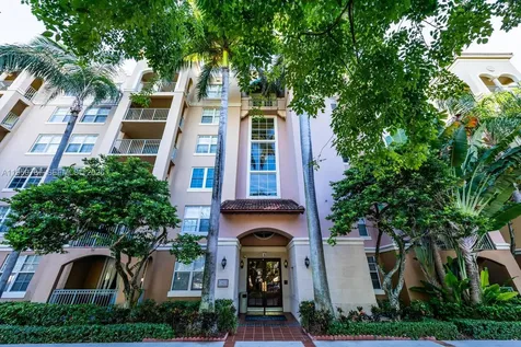 19801 E Country Club Drive Aventura FL 33180