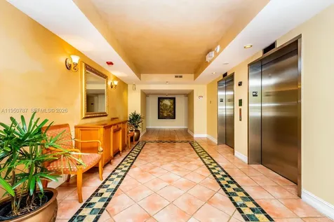 19801 E Country Club Drive Aventura FL 33180