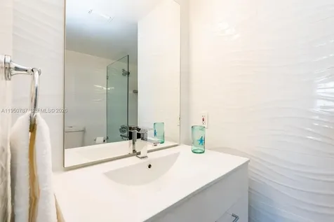 19801 E Country Club Drive Aventura FL 33180