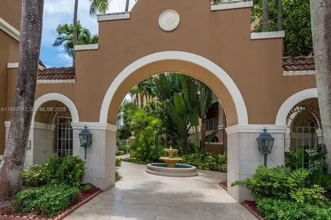 19801 E Country Club Drive Aventura FL 33180
