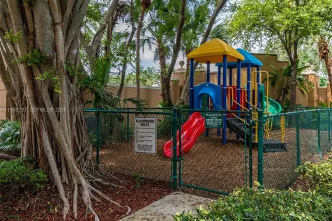 19801 E Country Club Drive Aventura FL 33180