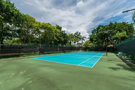19801 E Country Club Drive Aventura FL 33180