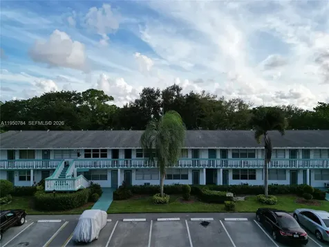 53 Ventnor C Deerfield Beach FL 33442