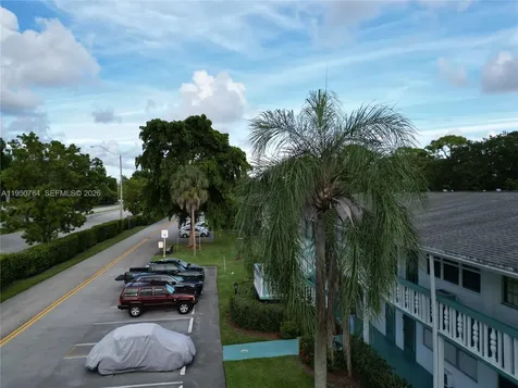 53 Ventnor C Deerfield Beach FL 33442