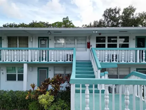 53 Ventnor C Deerfield Beach FL 33442