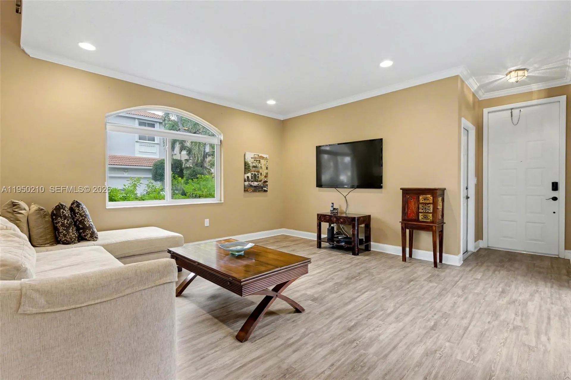 1140 Canella Lane Hollywood FL 33019