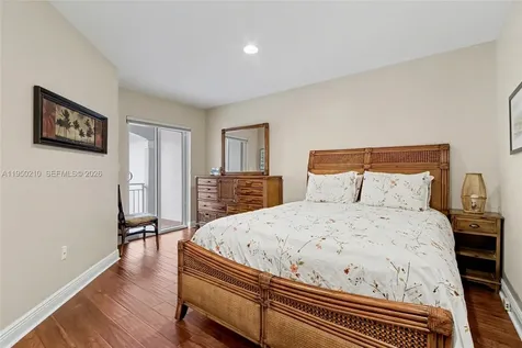 1140 Canella Lane Hollywood FL 33019