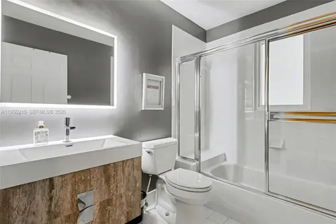 1140 Canella Lane Hollywood FL 33019