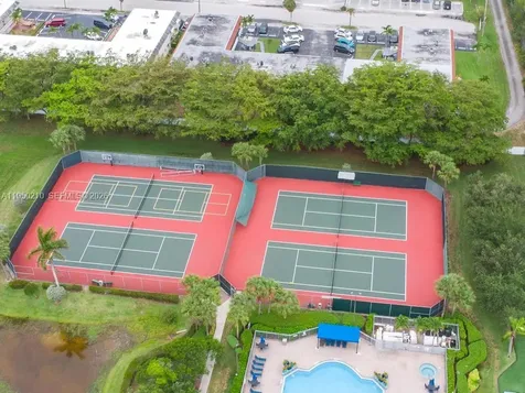 1140 Canella Lane Hollywood FL 33019