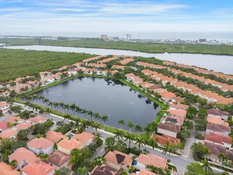 1140 Canella Lane Hollywood FL 33019