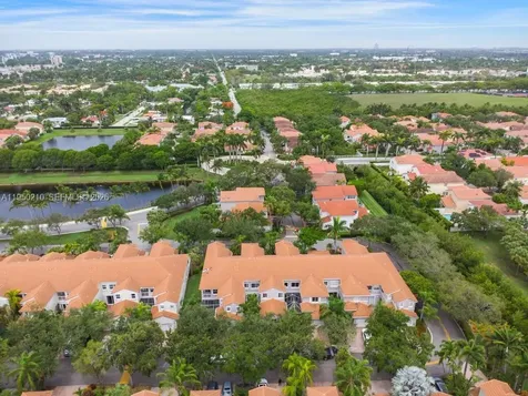 1140 Canella Lane Hollywood FL 33019