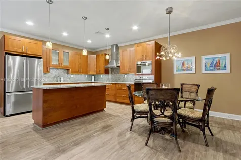 1140 Canella Lane Hollywood FL 33019