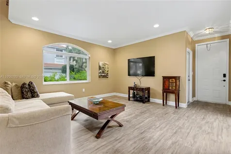 1140 Canella Lane Hollywood FL 33019