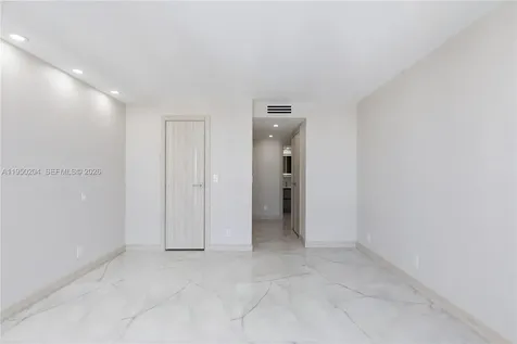 2401 S Ocean Drive Hollywood FL 33019