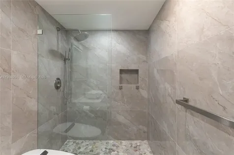 2401 S Ocean Drive Hollywood FL 33019