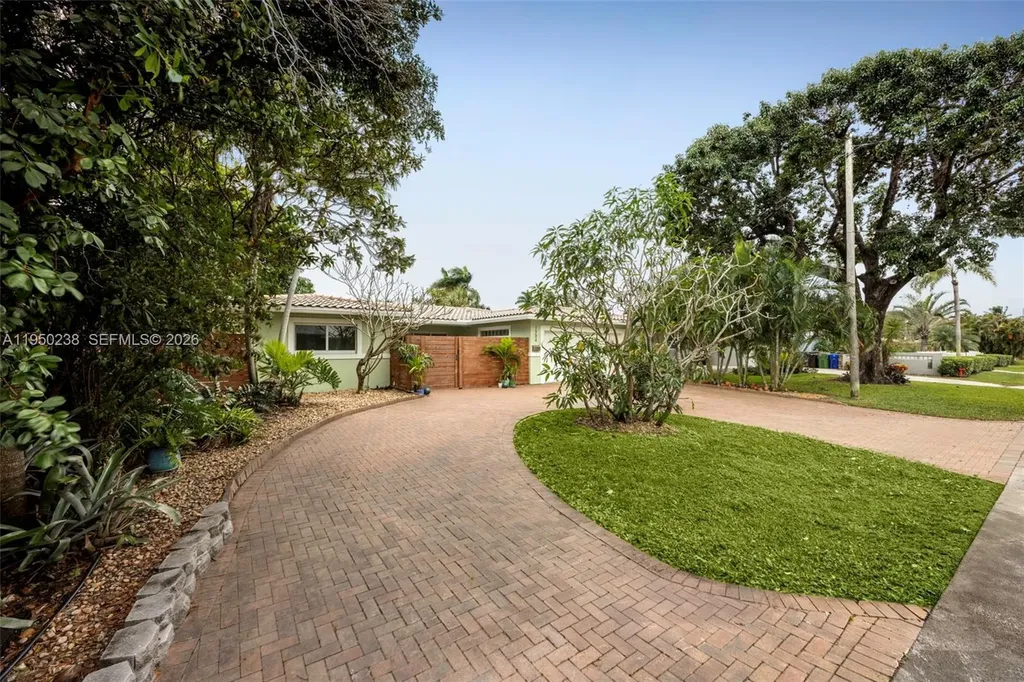 1734 W Las Olas Boulevard Fort Lauderdale FL 33312