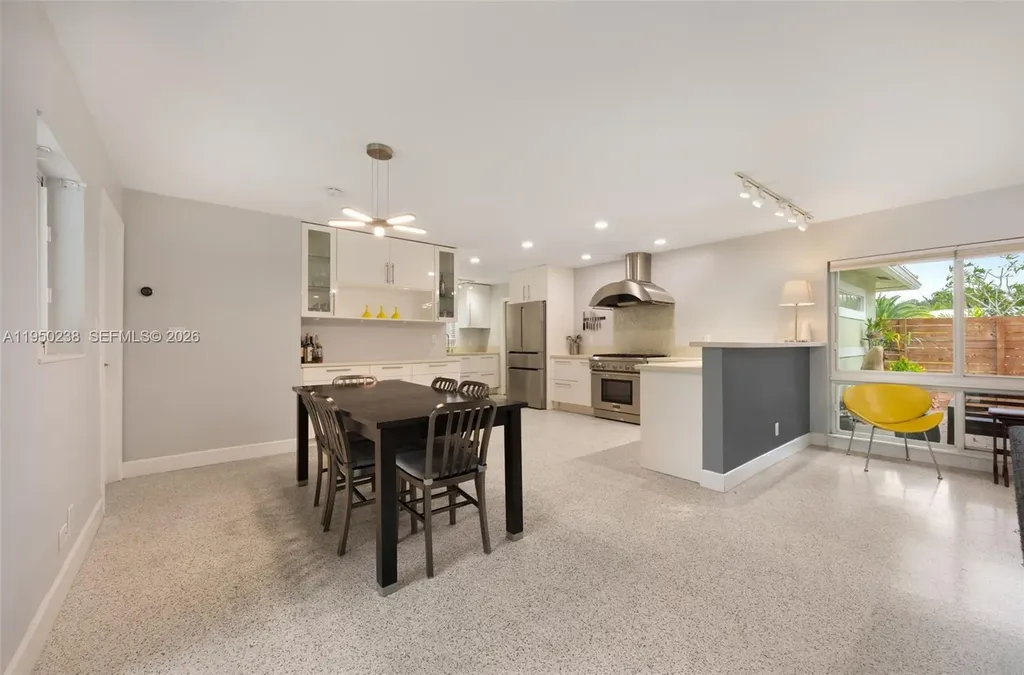 1734 W Las Olas Boulevard Fort Lauderdale FL 33312