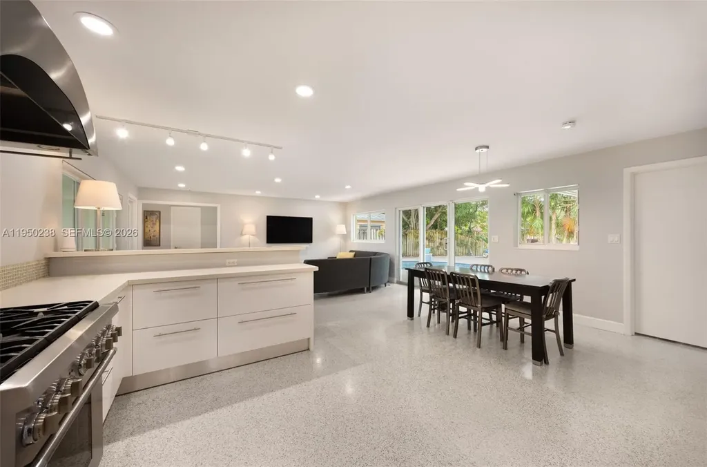 1734 W Las Olas Boulevard Fort Lauderdale FL 33312