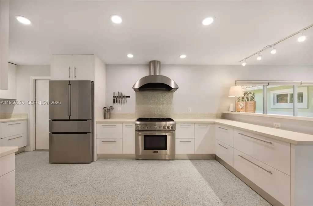 1734 W Las Olas Boulevard Fort Lauderdale FL 33312