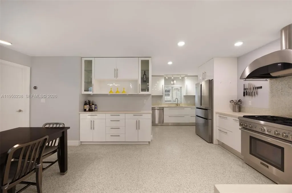 1734 W Las Olas Boulevard Fort Lauderdale FL 33312