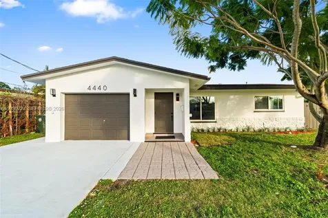 4440 NW 19th Avenue Oakland Park FL 33309