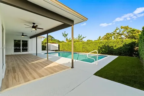 4440 NW 19th Avenue Oakland Park FL 33309