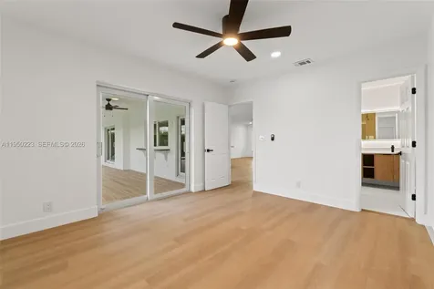 4440 NW 19th Avenue Oakland Park FL 33309