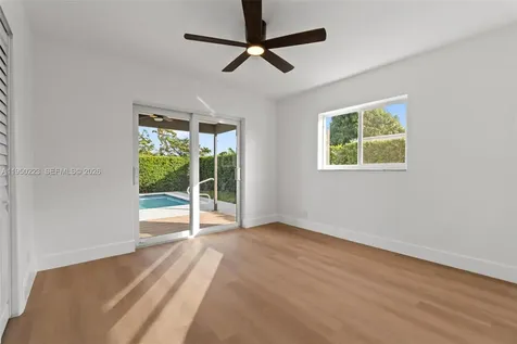 4440 NW 19th Avenue Oakland Park FL 33309
