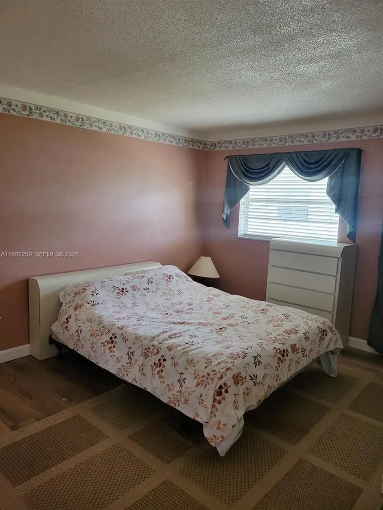 2031 Dewey Street Hollywood FL 33020