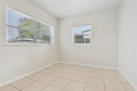 5409 N Andrews Avenue Oakland Park FL 33309