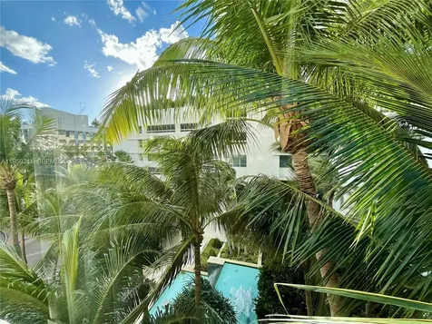 4391 Collins Avenue Miami Beach FL 33140