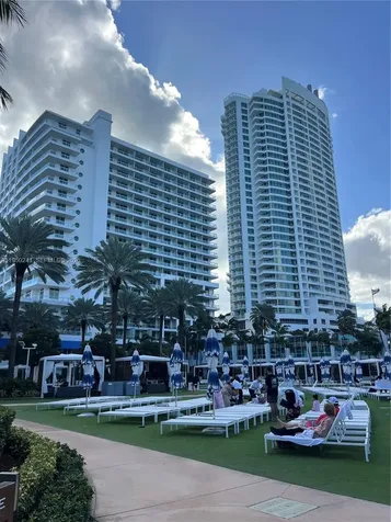 4391 Collins Avenue Miami Beach FL 33140