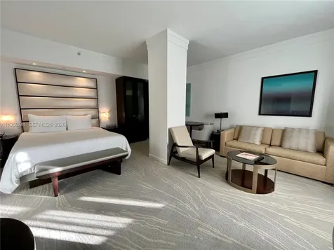 4391 Collins Avenue Miami Beach FL 33140