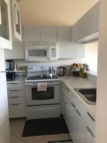 1063 Coral Club Drive Coral Springs FL 33071