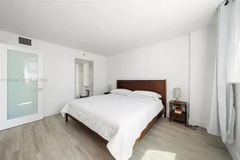 345 Ocean Drive Miami Beach FL 33139