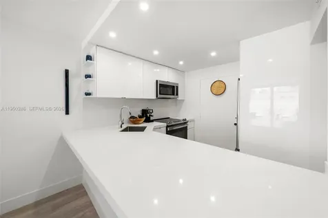 345 Ocean Drive Miami Beach FL 33139