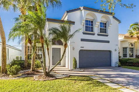 15842 NW 10th Street Pembroke Pines FL 33028