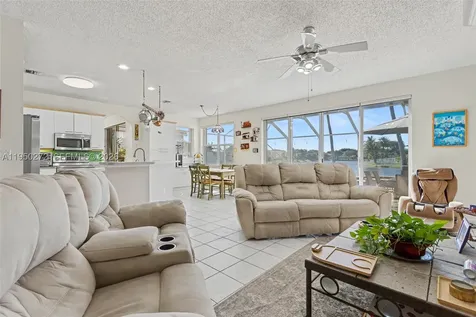 15842 NW 10th Street Pembroke Pines FL 33028