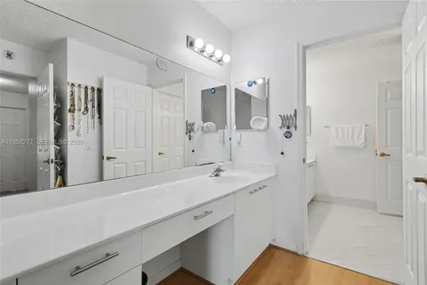 15842 NW 10th Street Pembroke Pines FL 33028