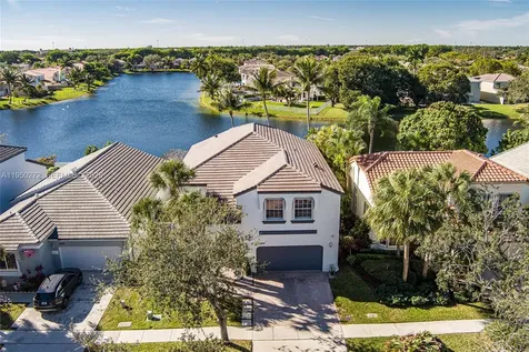 15842 NW 10th Street Pembroke Pines FL 33028