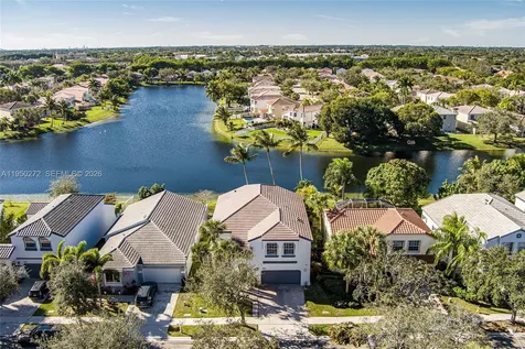 15842 NW 10th Street Pembroke Pines FL 33028