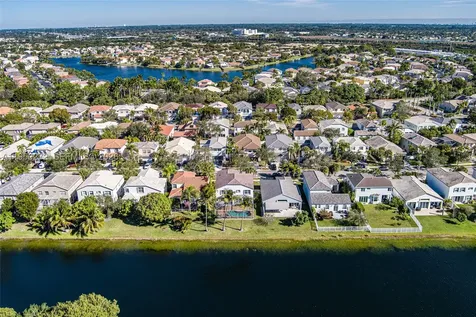 15842 NW 10th Street Pembroke Pines FL 33028
