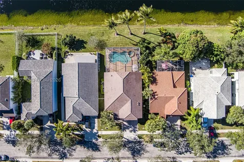 15842 NW 10th Street Pembroke Pines FL 33028