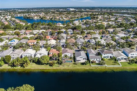 15842 NW 10th Street Pembroke Pines FL 33028
