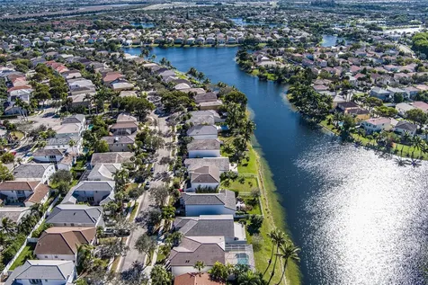 15842 NW 10th Street Pembroke Pines FL 33028