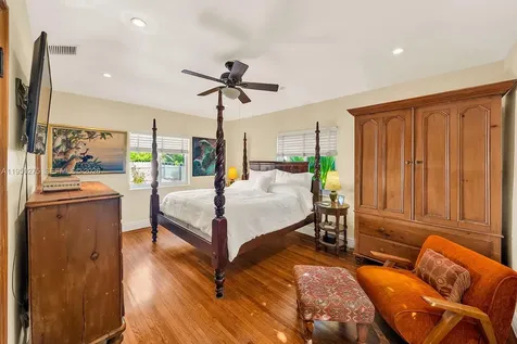 3701 Chase Avenue Miami Beach FL 33140