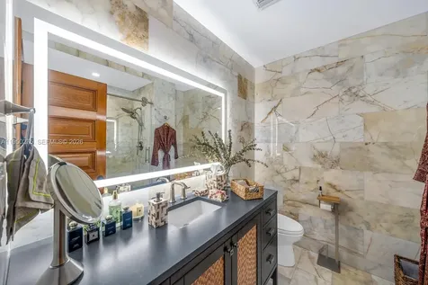 3701 Chase Avenue Miami Beach FL 33140