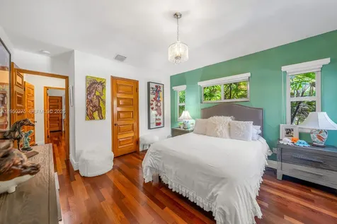 3701 Chase Avenue Miami Beach FL 33140