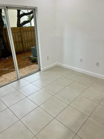 1651 SE 28th Court Homestead FL 33035