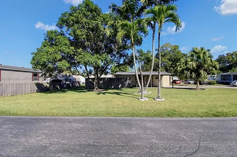 35250 SW 177th Court Unit #44 Homestead FL 33034